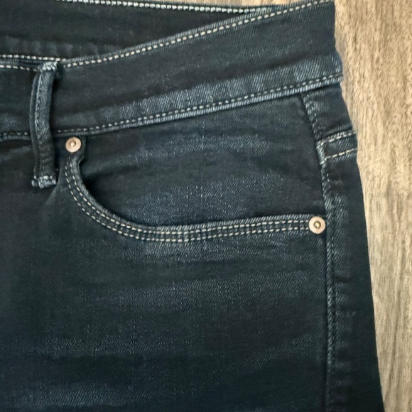 MOTHER The Rascal Mid Rise Dark Wash Jeans Size 32 - Picture 3 of 12